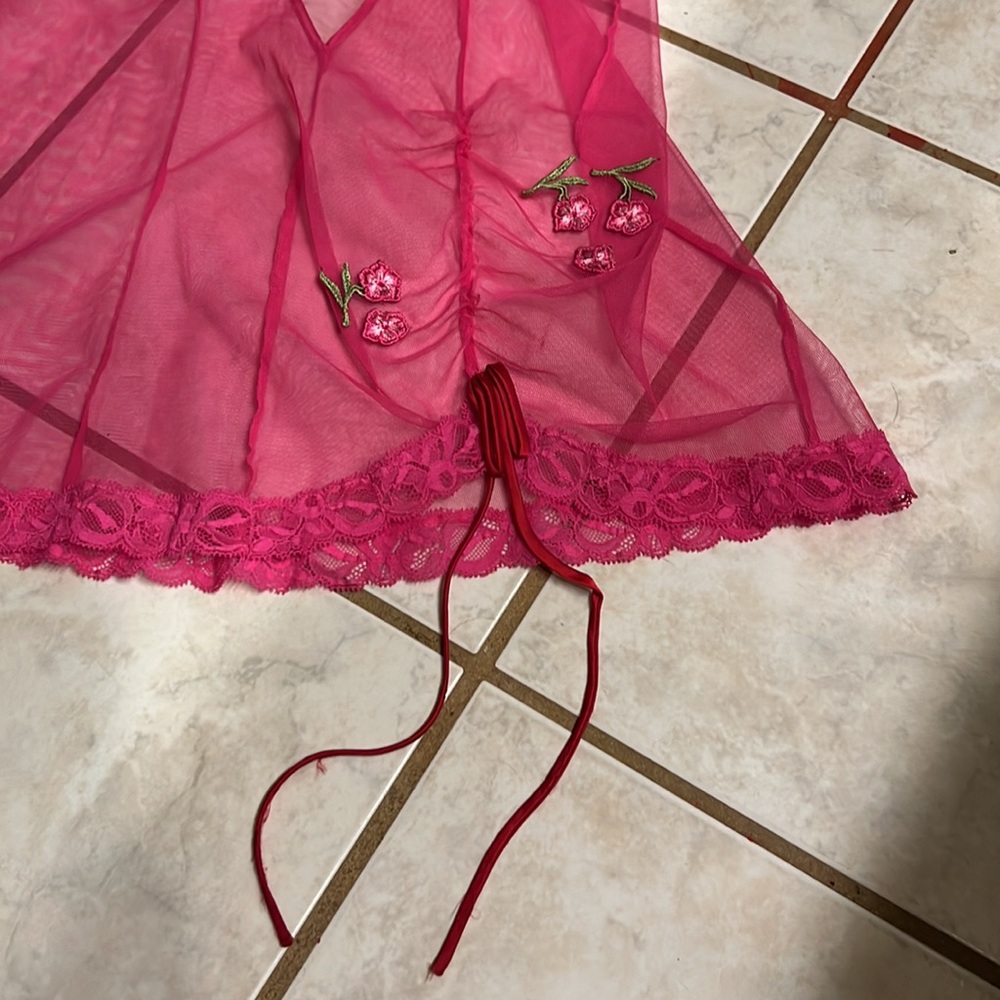 Victoria Secret small - Picture 2 of 10
